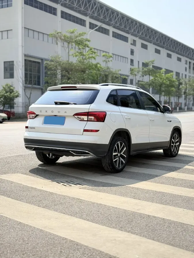 2020 Skoda Kamiq 1.5L 112HP L4 6AT,autocango,china used car exporter,china ev exporter,chinese used car exporter,chinese used ev exporter