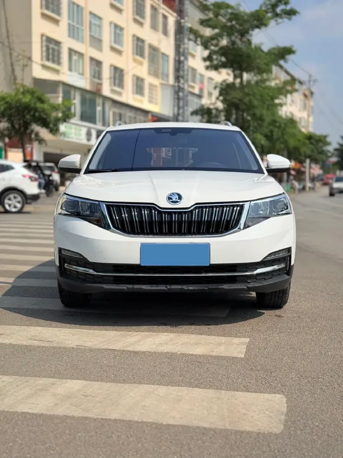 2020 Skoda Kamiq 1.5L 112HP L4 6AT,autocango,china used car exporter,china ev exporter,chinese used car exporter,chinese used ev exporter