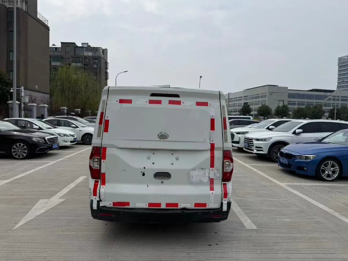 2023 MAXUS EV30 BEV 41.86KWH,autocango,china used car exporter,china ev exporter,chinese used car exporter,chinese used ev exporter