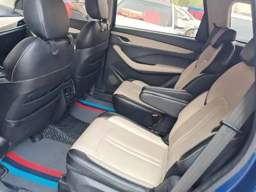 2018 BaoJun 530 1.5T 150HP L4 6MT,autocango,china used car exporter,china ev exporter,chinese used car exporter,chinese used ev exporter