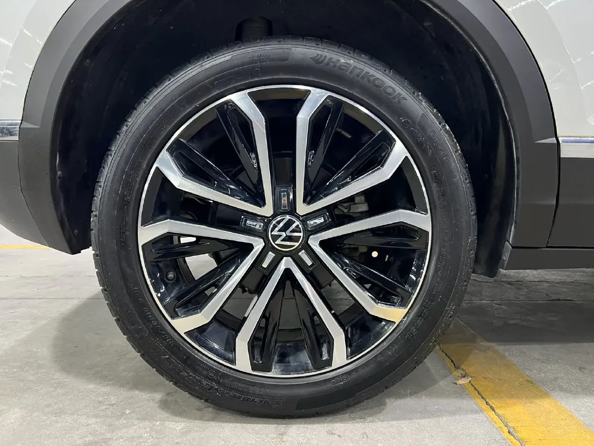 2022 Volkswagen T-Roc 1.4T 150HP L4 7DCT,autocango,china used car exporter,china ev exporter,chinese used car exporter,chinese used ev exporter