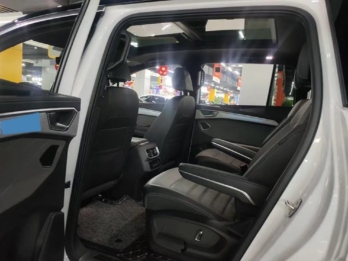 2021 Volkswagen Talagon 2.0T 220HP L4 7DCT,autocango,china used car exporter,china ev exporter,chinese used car exporter,chinese used ev exporter