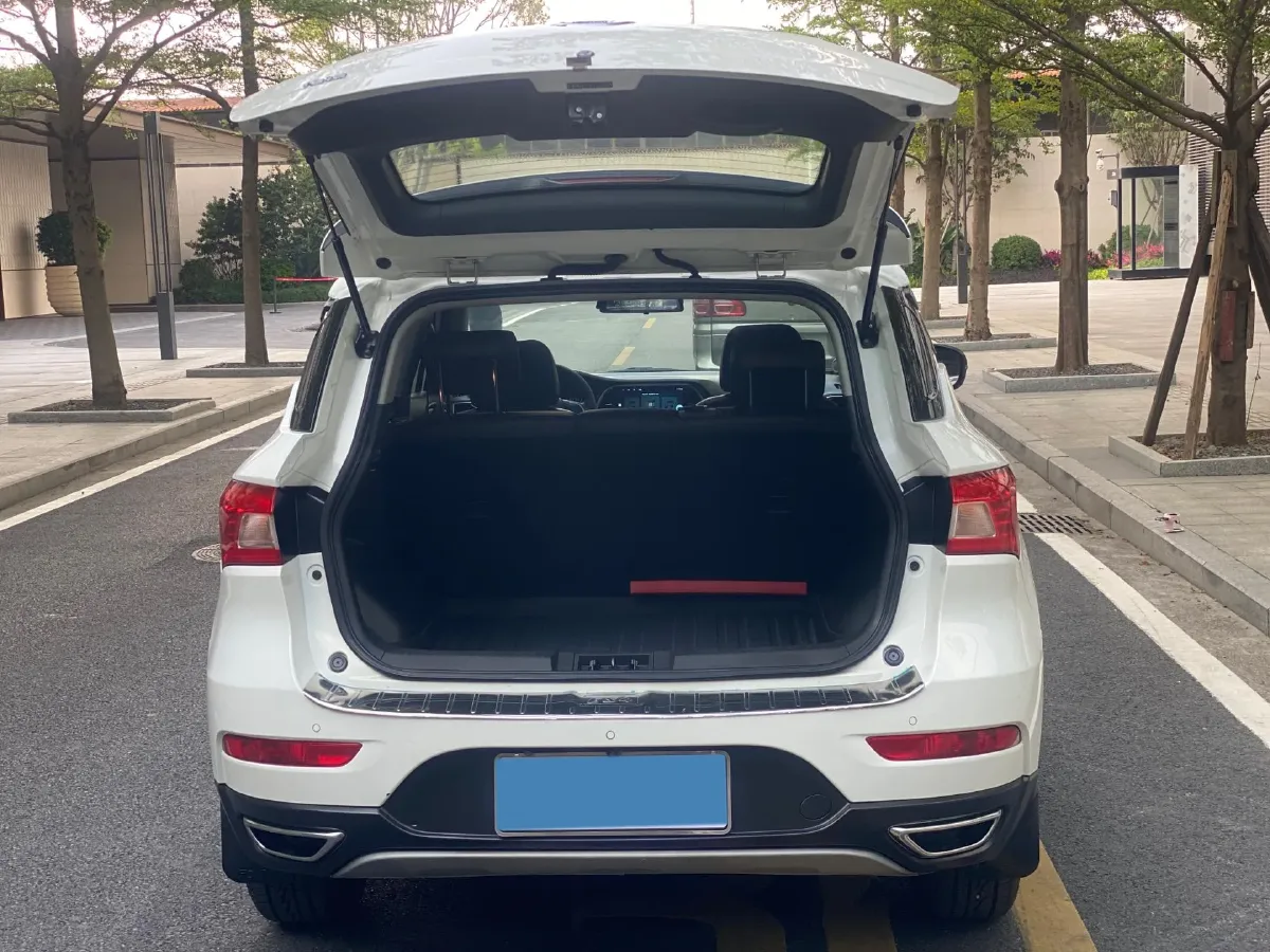 2017 GAC Trumpchi GS4 1.3T 137HP L4 7DCT,autocango,china used car exporter,china ev exporter,chinese used car exporter,chinese used ev exporter