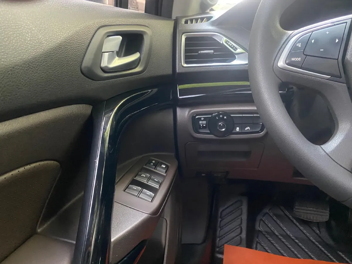 2017 GAC Trumpchi GS4 1.3T 137HP L4 7DCT,autocango,china used car exporter,china ev exporter,chinese used car exporter,chinese used ev exporter