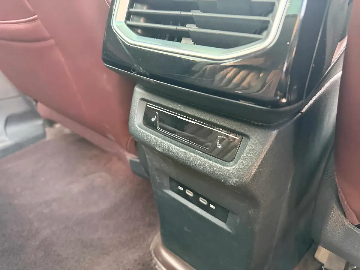 2021 Volkswagen ID.6 Crozz BEV 84.8KWH,autocango,china used car exporter,china ev exporter,chinese used car exporter,chinese used ev exporter