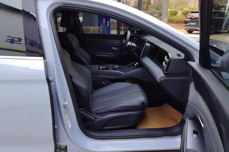 2024 BYD QinL 1.5L 101HP L4 E-CVT PHEV 10.08KWH,autocango,china used car exporter,china ev exporter,chinese used car exporter,chinese used ev exporter