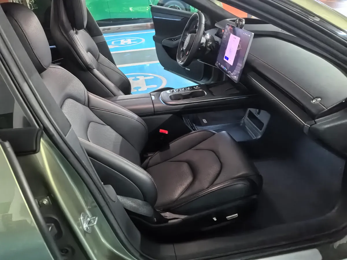 2024 MI SU7 BEV 101KWH,autocango,china used car exporter,china ev exporter,chinese used car exporter,chinese used ev exporter