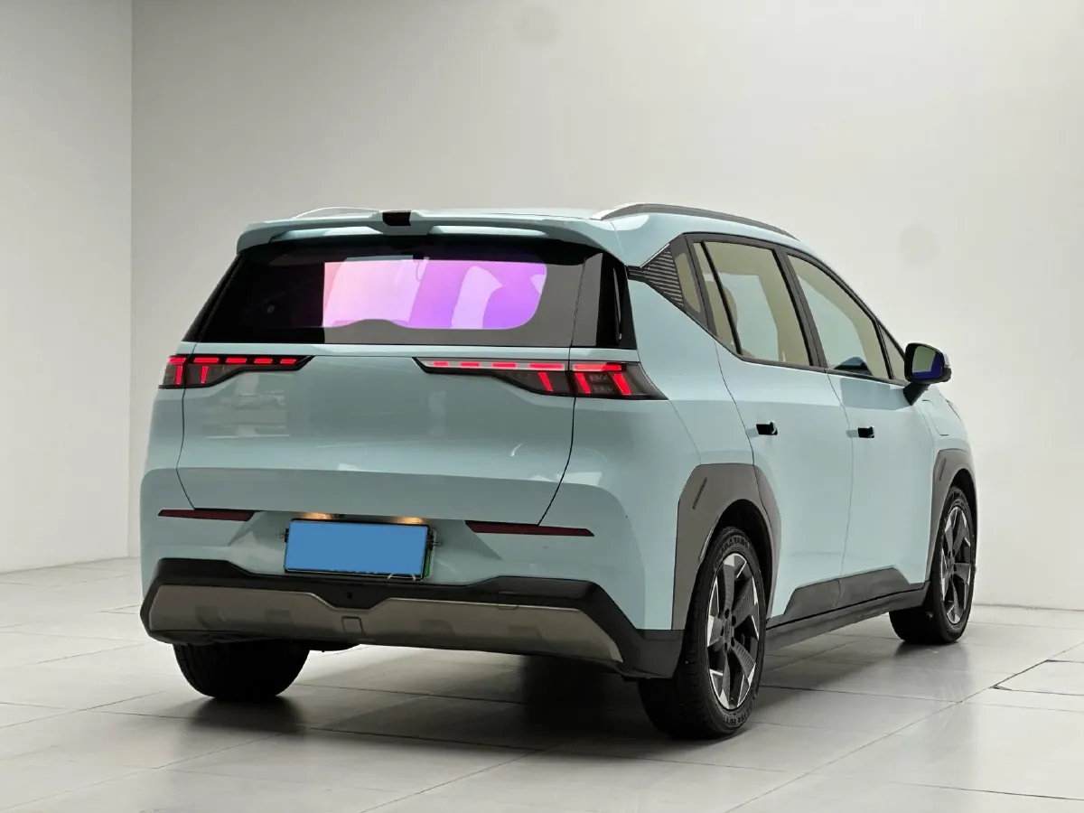 2022 Geely Okavango 1.8T 184HP L4 7DCT,autocango,china used car exporter,china ev exporter,chinese used car exporter,chinese used ev exporter