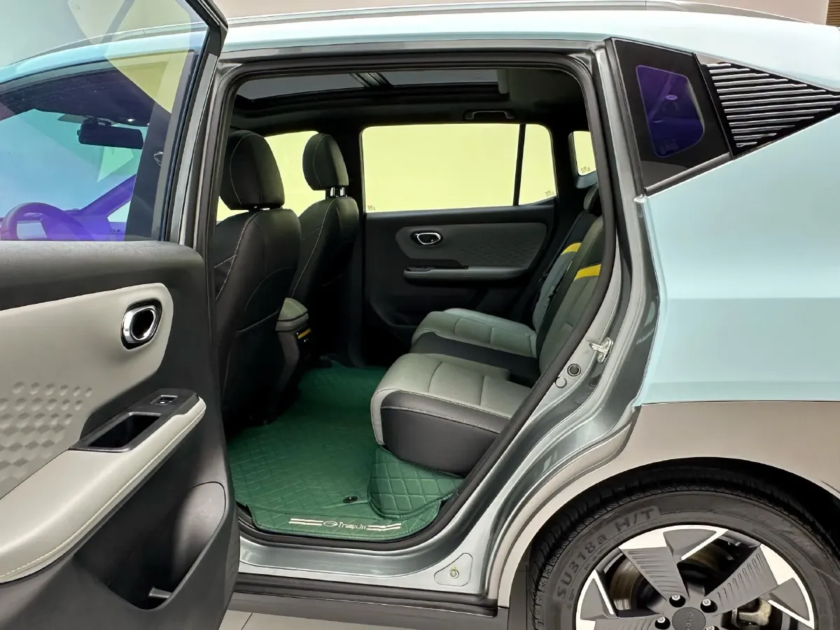 2022 Geely Okavango 1.8T 184HP L4 7DCT,autocango,china used car exporter,china ev exporter,chinese used car exporter,chinese used ev exporter