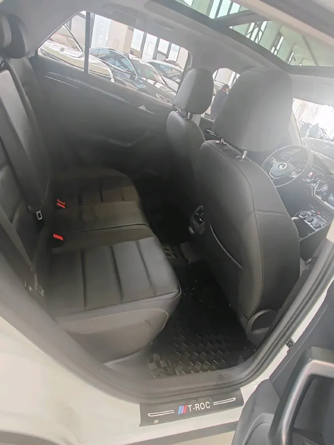 2022 Volkswagen T-Roc 1.4T 150HP L4 7DCT,autocango,china used car exporter,china ev exporter,chinese used car exporter,chinese used ev exporter