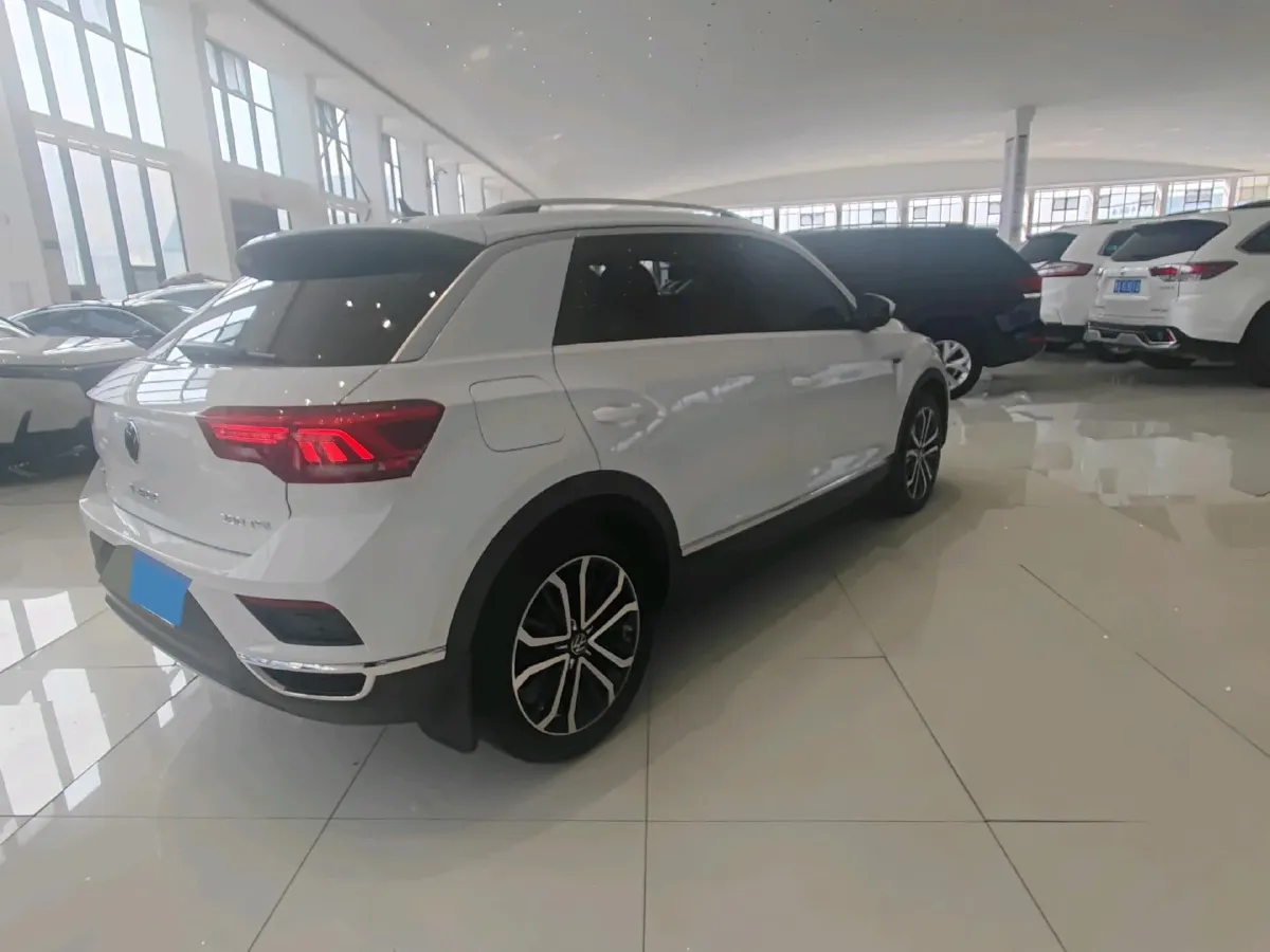 2022 Volkswagen T-Roc 1.4T 150HP L4 7DCT,autocango,china used car exporter,china ev exporter,chinese used car exporter,chinese used ev exporter