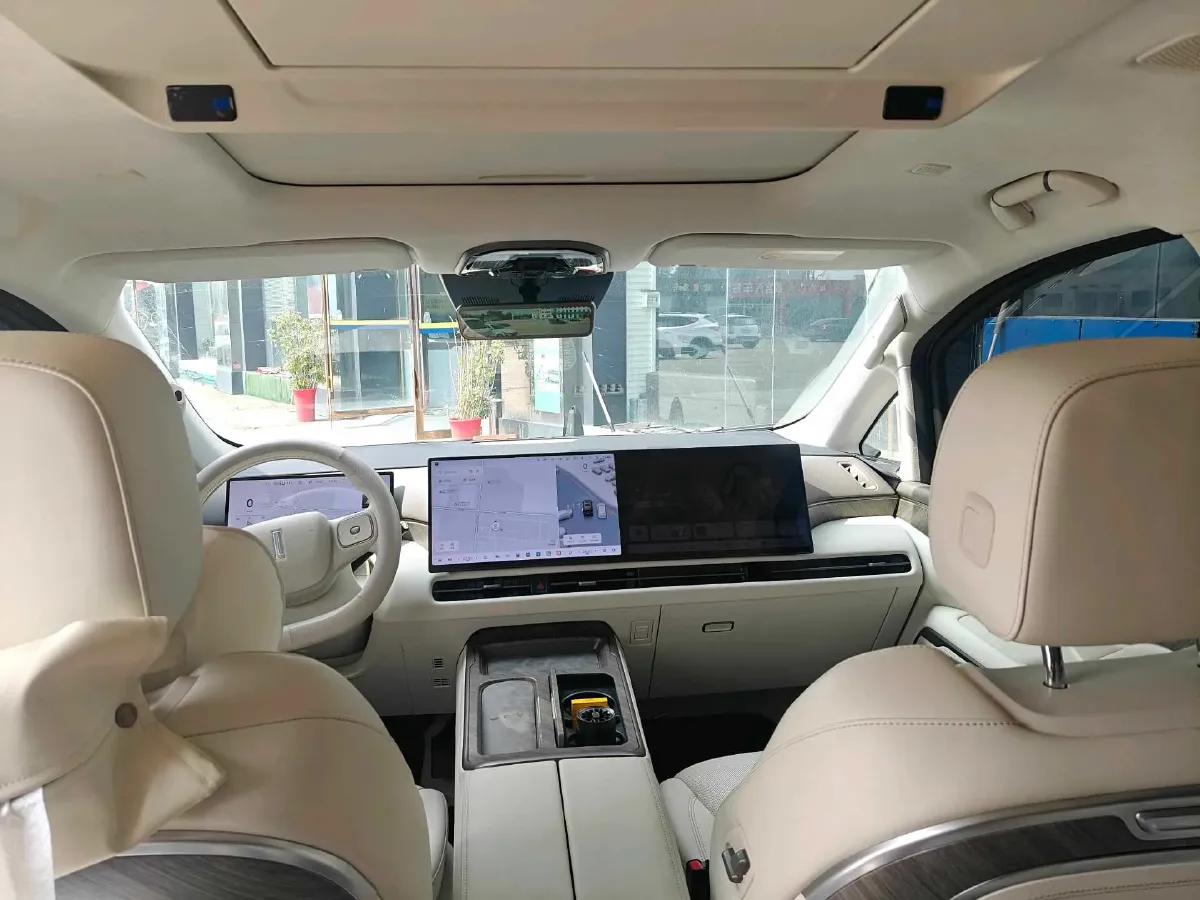 2025 WEY HighMountain 1.5T 170HP L4 4DHT PHEV,autocango,china used car exporter,china ev exporter,chinese used car exporter,chinese used ev exporter