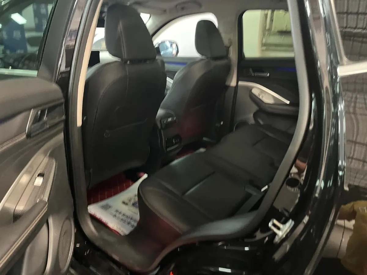 2018 WEY VV6 2.0T 197HP L4 7DCT,autocango,china used car exporter,china ev exporter,chinese used car exporter,chinese used ev exporter