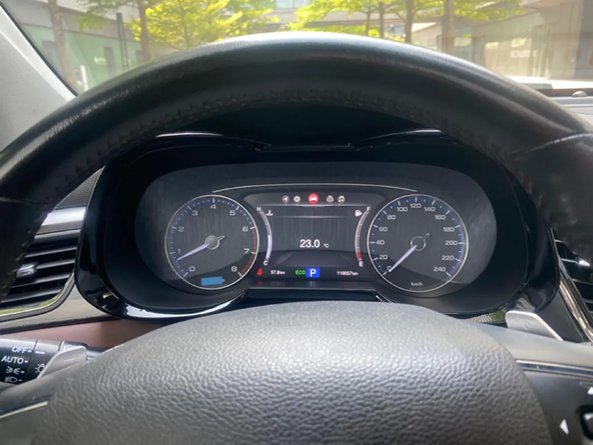 2017 GAC Trumpchi GS8 2.0T 201HP L4 6AT,autocango,china used car exporter,china ev exporter,chinese used car exporter,chinese used ev exporter