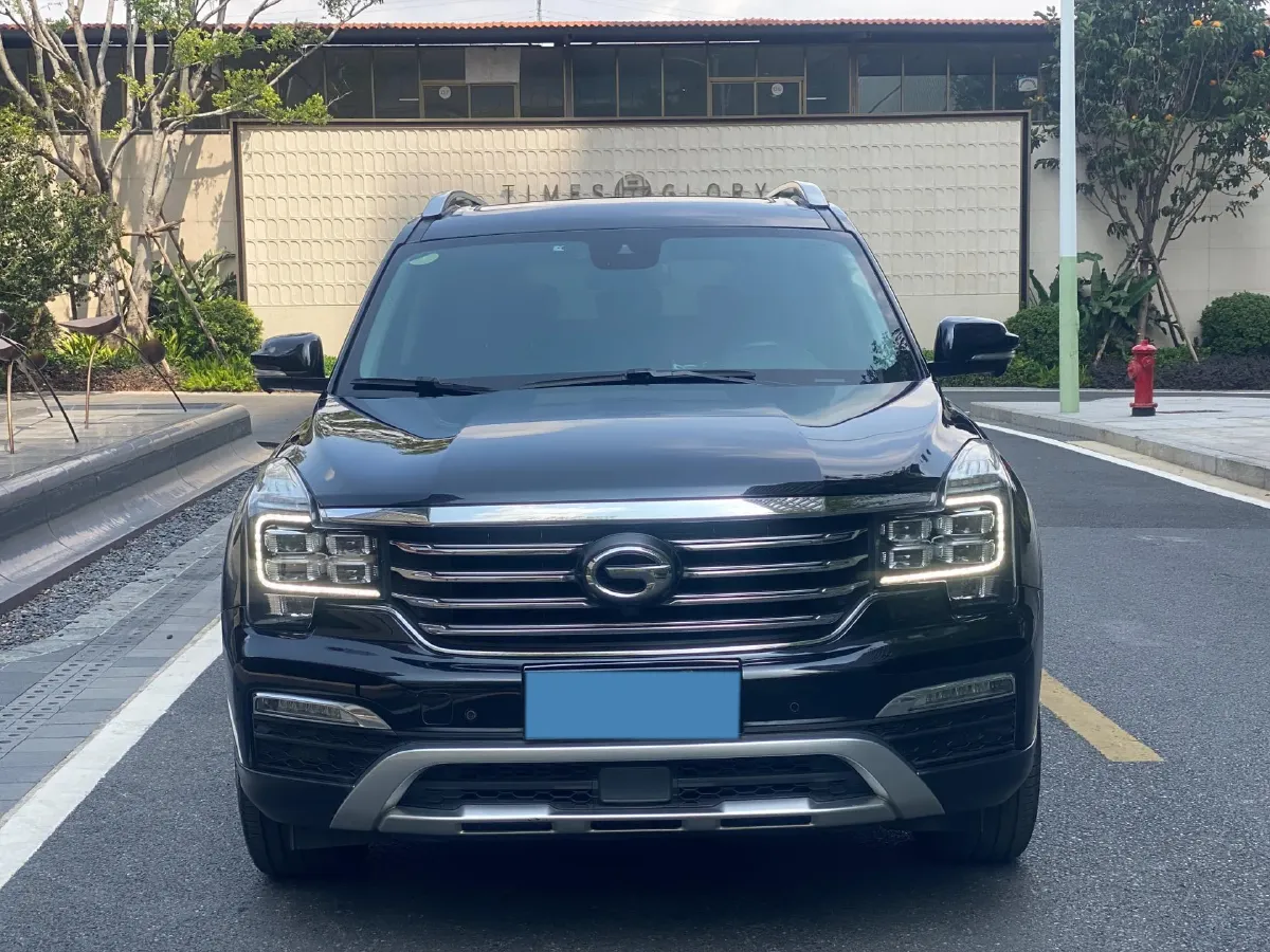 2017 GAC Trumpchi GS8 2.0T 201HP L4 6AT,autocango,china used car exporter,china ev exporter,chinese used car exporter,chinese used ev exporter