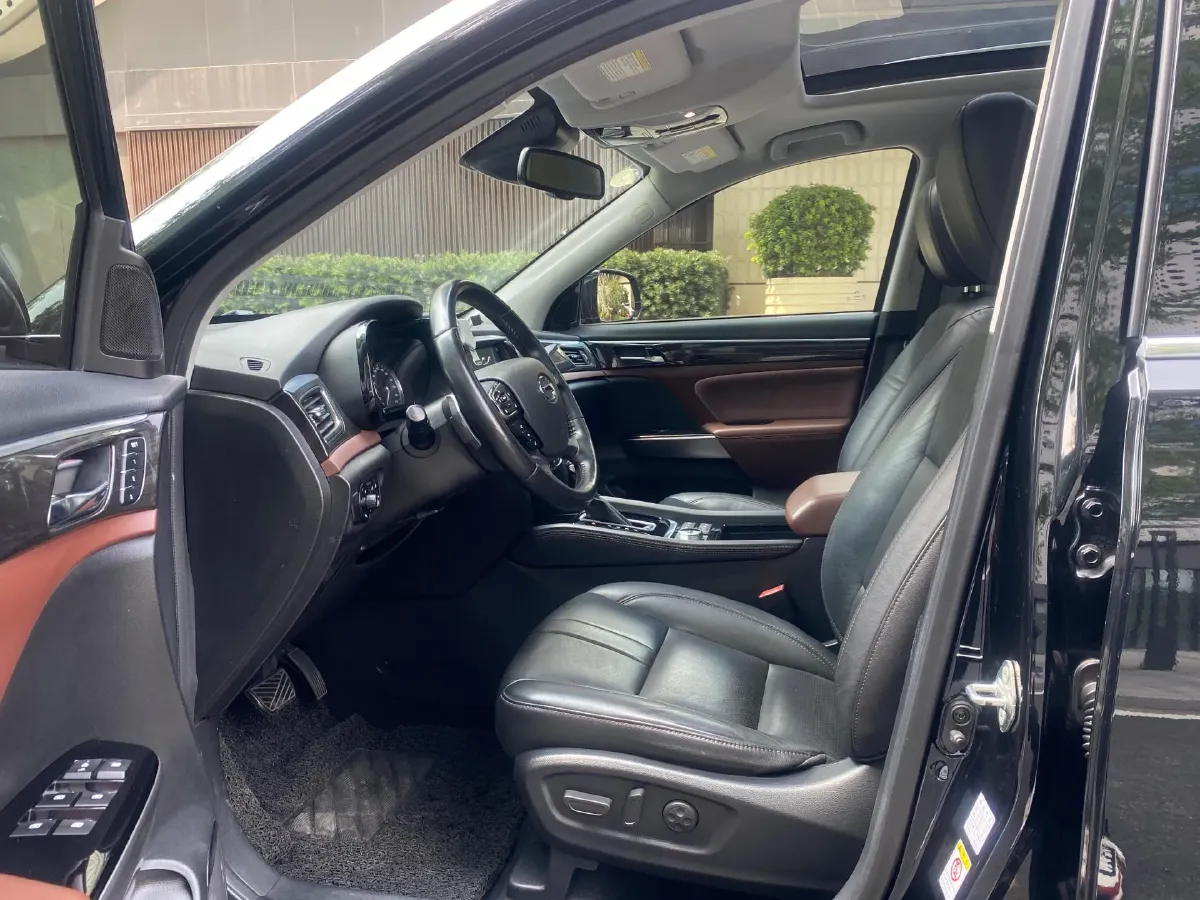 2017 GAC Trumpchi GS8 2.0T 201HP L4 6AT,autocango,china used car exporter,china ev exporter,chinese used car exporter,chinese used ev exporter