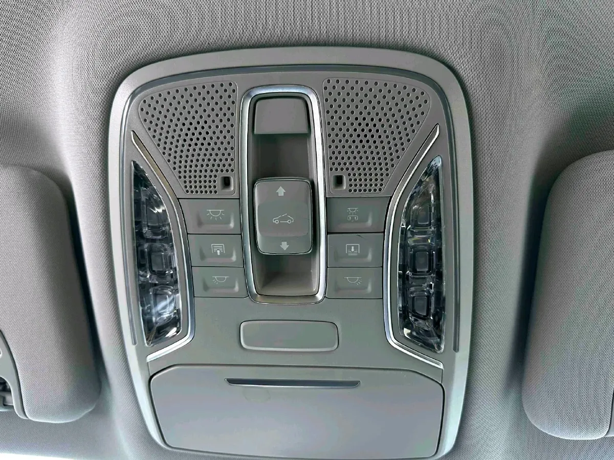 2021 GAC Trumpchi M6 1.5T 169HP L4 7DCT,autocango,china used car exporter,china ev exporter,chinese used car exporter,chinese used ev exporter