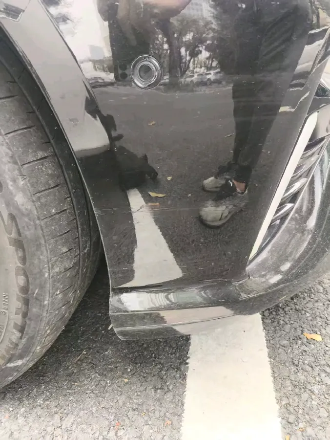 2022 Jeep Grand Commander 2.0T 234HP L4 9AT,autocango,china used car exporter,china ev exporter,chinese used car exporter,chinese used ev exporter