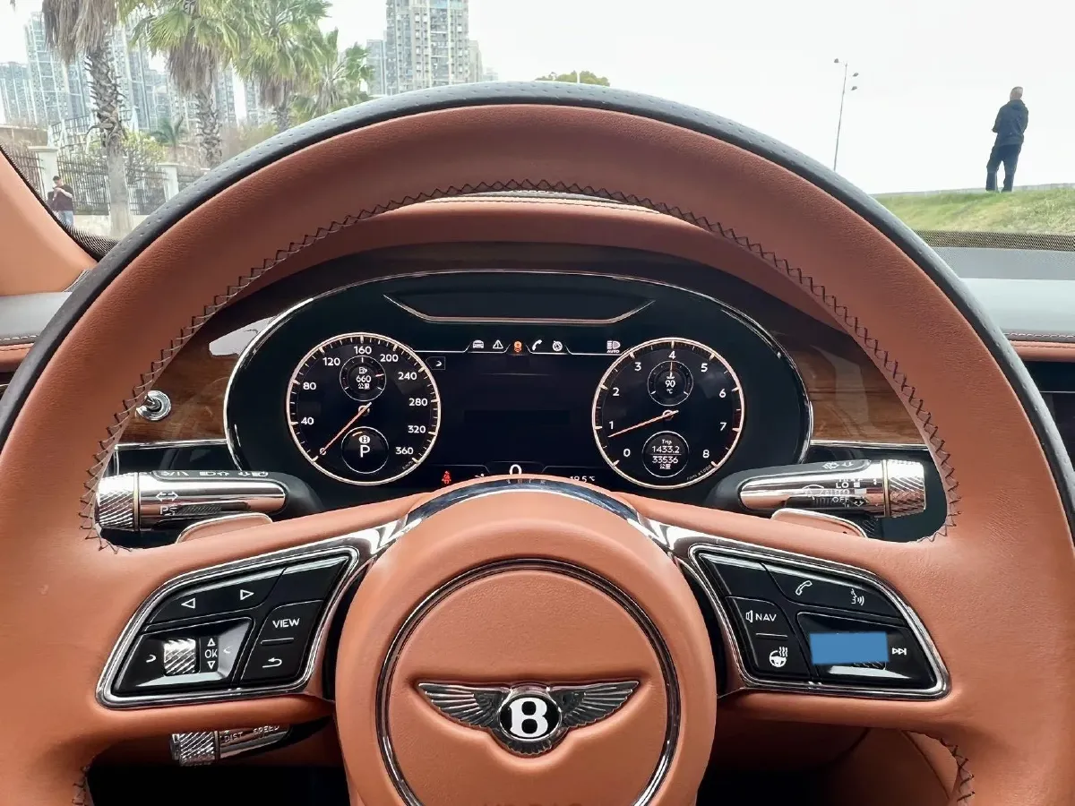 2021 Bentley Flying Spur 4.0T 550HP V8 8DCT,autocango,china used car exporter,china ev exporter,chinese used car exporter,chinese used ev exporter