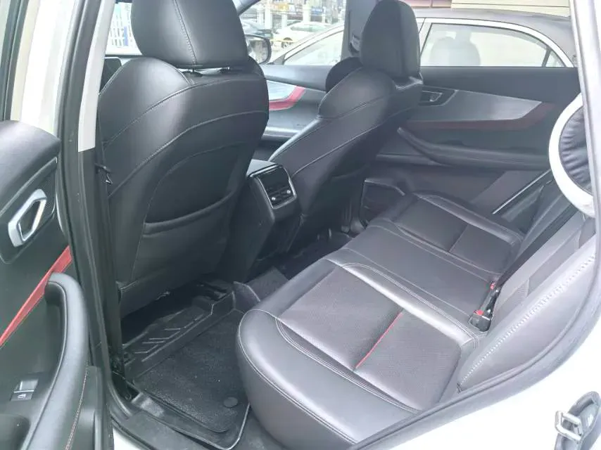 2022 Chery Tiggo 7 1.5T 156HP L4 CVT,autocango,china used car exporter,china ev exporter,chinese used car exporter,chinese used ev exporter