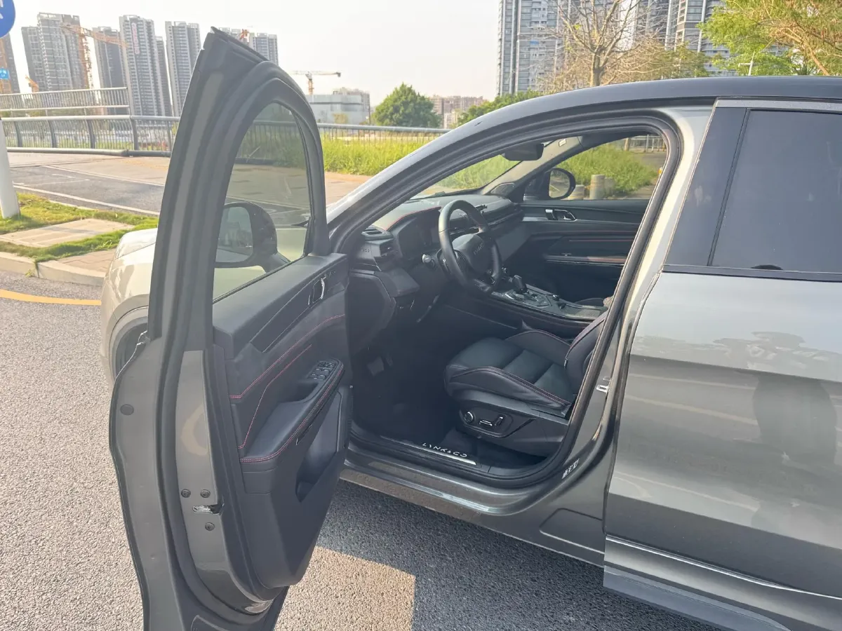 2020 LYNK&CO 05 2.0T 254HP L4 8AT,autocango,china used car exporter,china ev exporter,chinese used car exporter,chinese used ev exporter