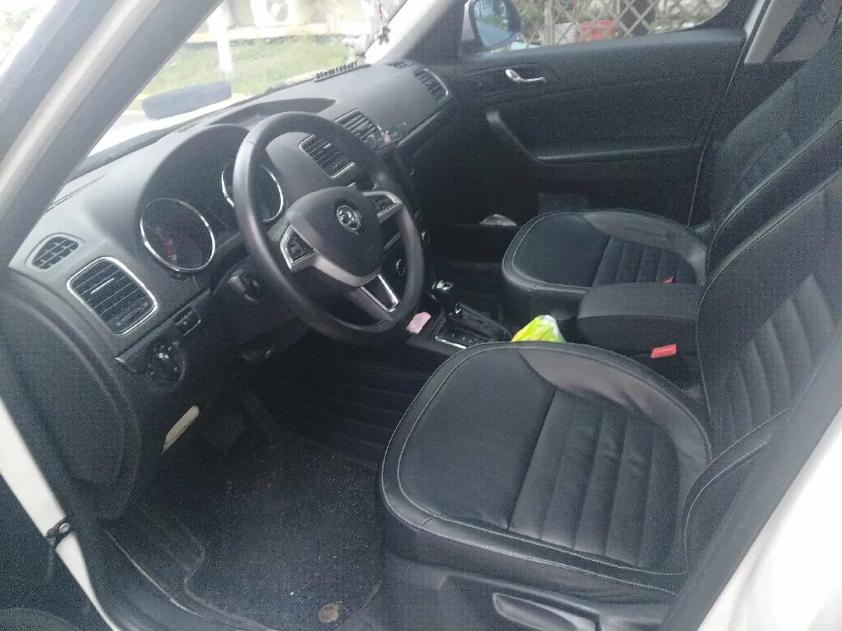 2017 Skoda Yeti 1.4T 150HP L4 7DCT,autocango,china used car exporter,china ev exporter,chinese used car exporter,chinese used ev exporter