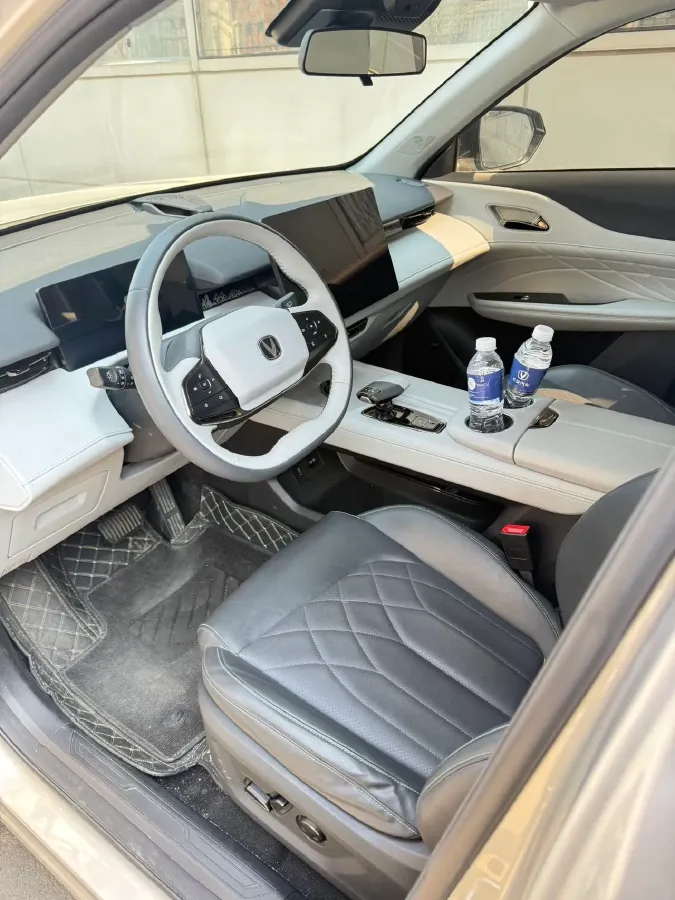 2024 ChangAn UNI-Z 1.5L 98HP L4 E-CVT PHEV 18.4KWH,autocango,china used car exporter,china ev exporter,chinese used car exporter,chinese used ev exporter