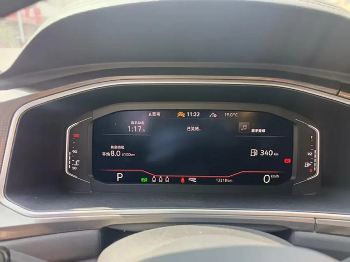 2023 Volkswagen T-Roc 1.5T 160HP L4 7DCT,autocango,china used car exporter,china ev exporter,chinese used car exporter,chinese used ev exporter