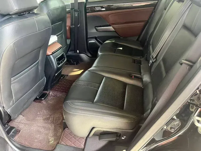 2017 GAC Trumpchi GS8 2.0T 201HP L4 6AT,autocango,china used car exporter,china ev exporter,chinese used car exporter,chinese used ev exporter