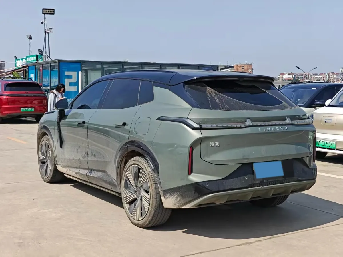 2023 LYNK&CO 08 EM-P 1.5T 163HP L4 3DHT PHEV 39.6KWH,autocango,china used car exporter,china ev exporter,chinese used car exporter,chinese used ev exporter