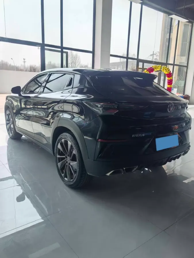2020 ChangAn UNI-T 1.5T 180HP L4 7DCT,autocango,china used car exporter,china ev exporter,chinese used car exporter,chinese used ev exporter