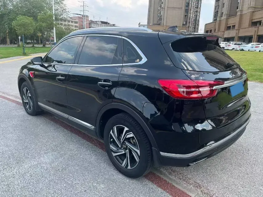 2022 HongQi HS5 2.0T 224HP L4 6AT,autocango,china used car exporter,china ev exporter,chinese used car exporter,chinese used ev exporter