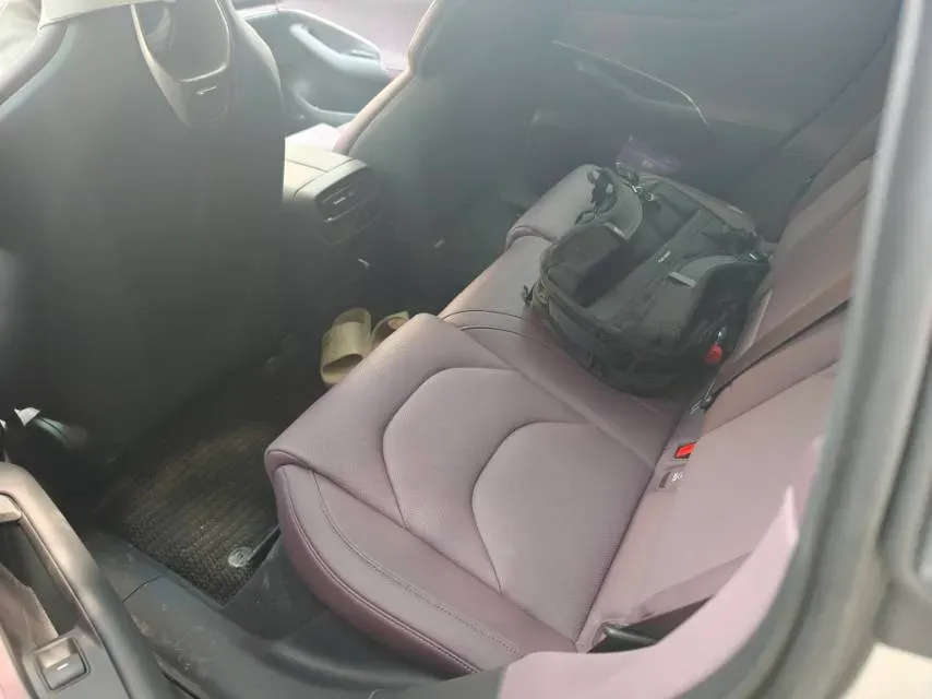 2024 MI SU7 BEV 73.6KWH,autocango,china used car exporter,china ev exporter,chinese used car exporter,chinese used ev exporter