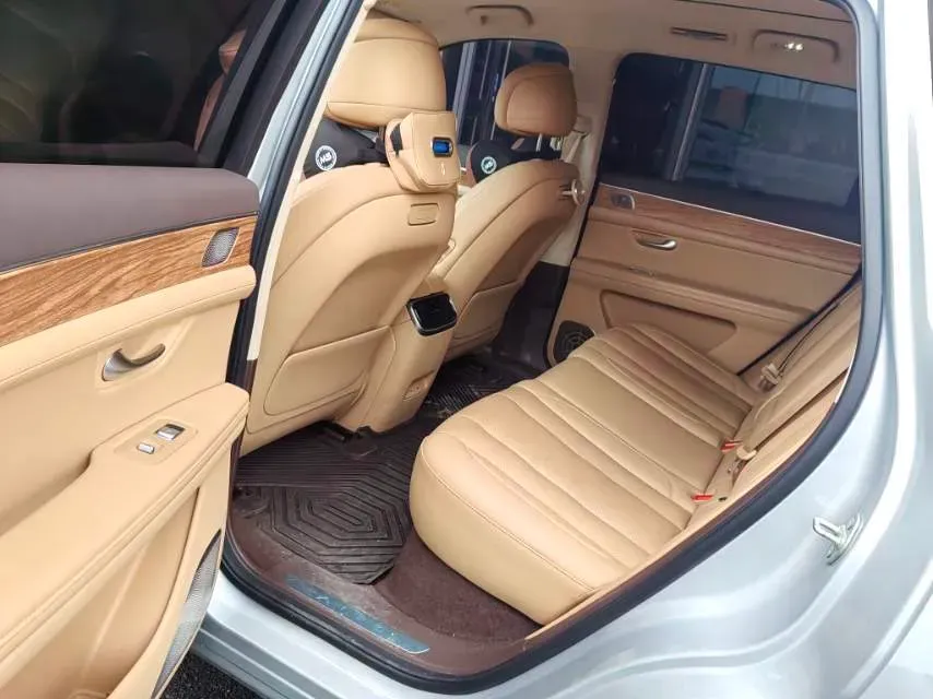 2024 AITO AITO M7 1.5T 152HP L4 REEV 38.5KWH,autocango,china used car exporter,china ev exporter,chinese used car exporter,chinese used ev exporter