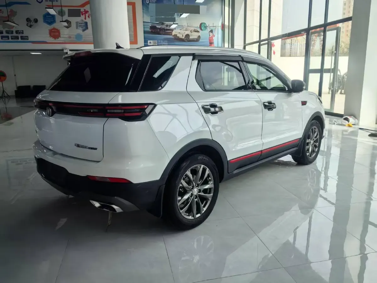 2022 ChangAn Oshan X7 Plus 1.5T 188HP L4 7DCT,autocango,china used car exporter,china ev exporter,chinese used car exporter,chinese used ev exporter