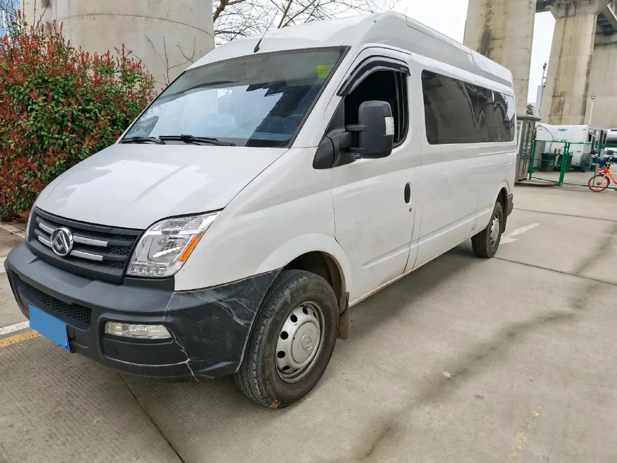 2020 MAXUS XinTu V80 2.5T 136HP L4 6MT,autocango,china used car exporter,china ev exporter,chinese used car exporter,chinese used ev exporter