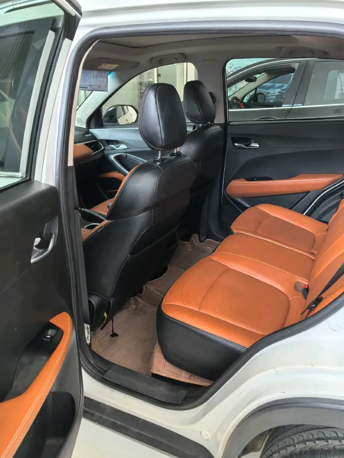 2017 BaoJun 510 1.5L 112HP L4 6MT,autocango,china used car exporter,china ev exporter,chinese used car exporter,chinese used ev exporter