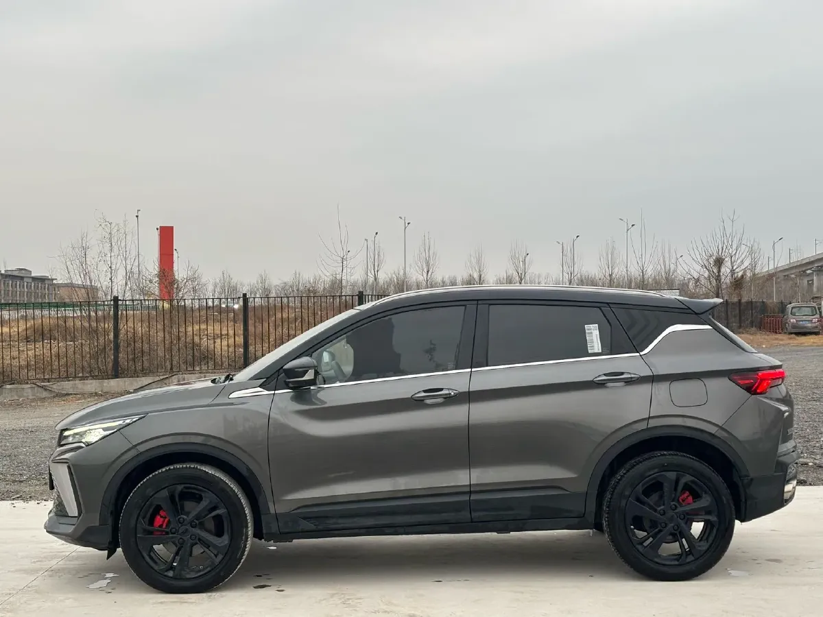 2023 Geely Coolray 1.5T 181HP L4 7DCT,autocango,china used car exporter,china ev exporter,chinese used car exporter,chinese used ev exporter