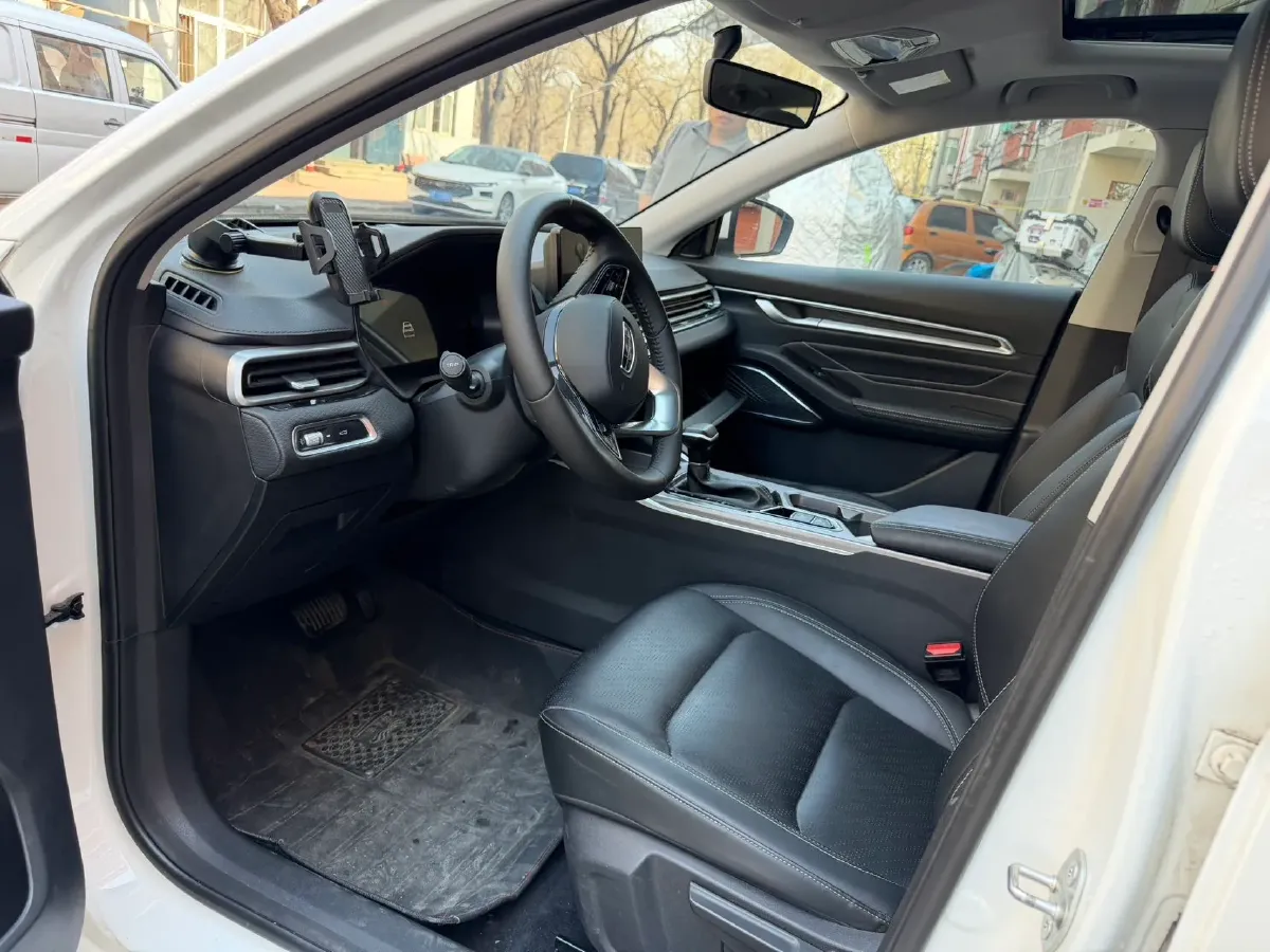 2022 Geely Emgrand 1.5L 114HP L4 CVT,autocango,china used car exporter,china ev exporter,chinese used car exporter,chinese used ev exporter