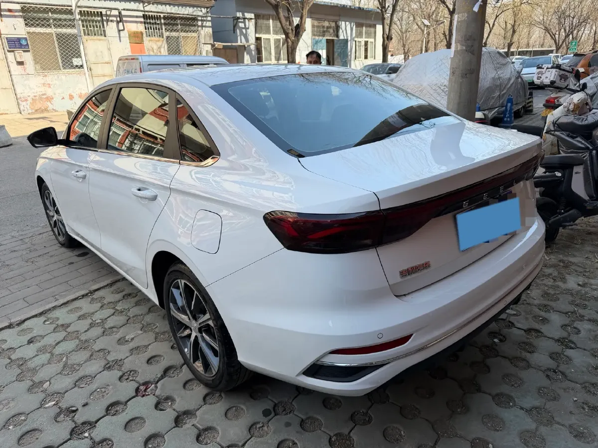 2022 Geely Emgrand 1.5L 114HP L4 CVT,autocango,china used car exporter,china ev exporter,chinese used car exporter,chinese used ev exporter