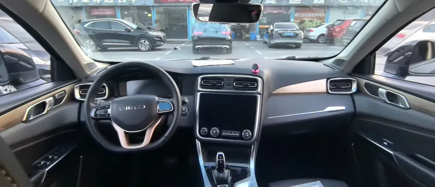 2019 Beijing BJ40 2.0T 218HP L4 6AT,autocango,china used car exporter,china ev exporter,chinese used car exporter,chinese used ev exporter