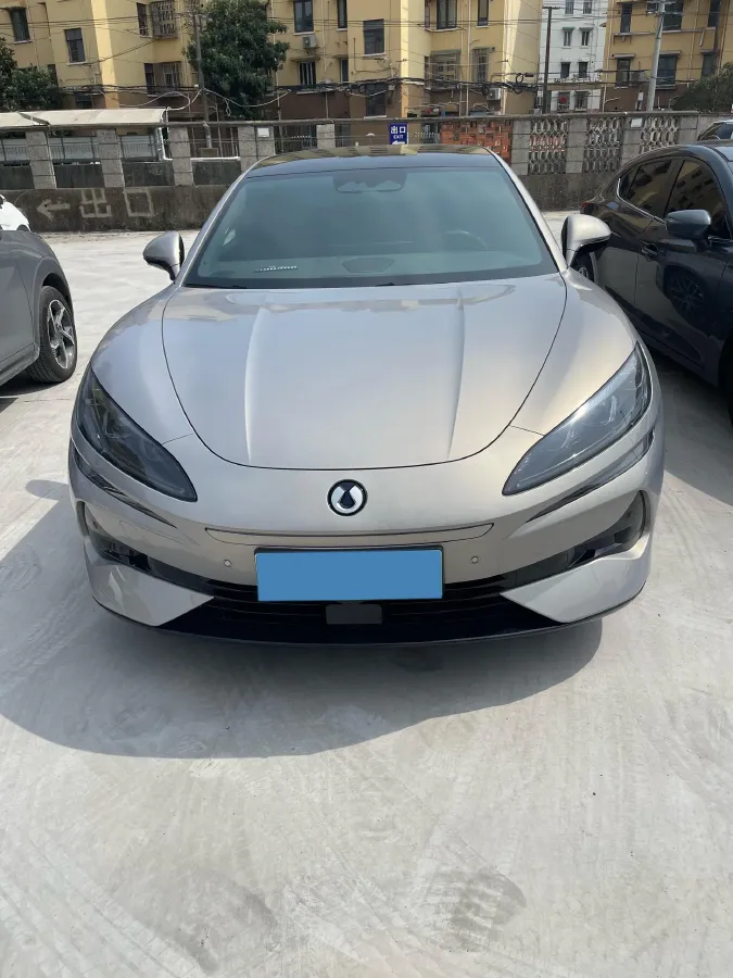 2024 Denza DenzaZ9GT 2.0T 207HP L4 E-CVT PHEV 38.5KWH,autocango,china used car exporter,china ev exporter,chinese used car exporter,chinese used ev exporter