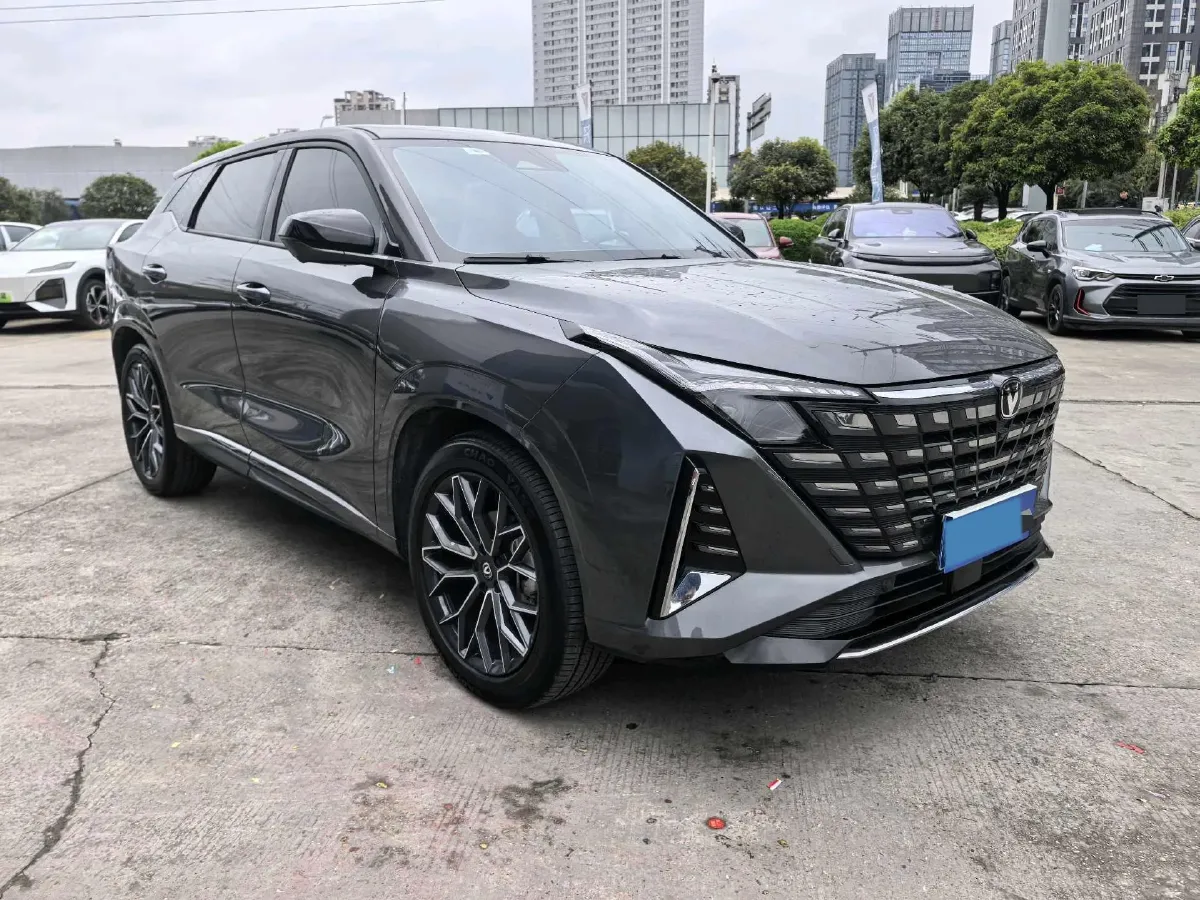 2025 ChangAn UNI-Z 1.5T 188HP L4 7DCT,autocango,china used car exporter,china ev exporter,chinese used car exporter,chinese used ev exporter