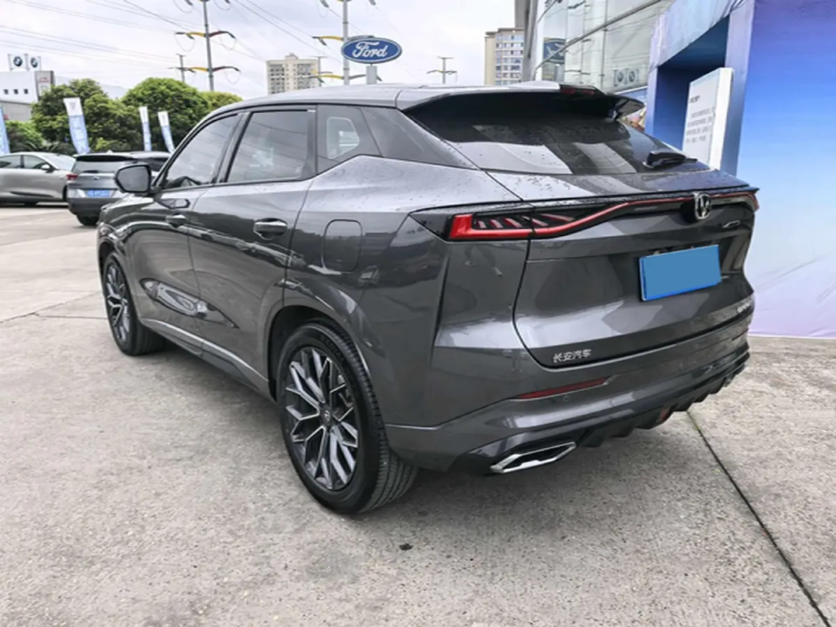 2025 ChangAn UNI-Z 1.5T 188HP L4 7DCT,autocango,china used car exporter,china ev exporter,chinese used car exporter,chinese used ev exporter