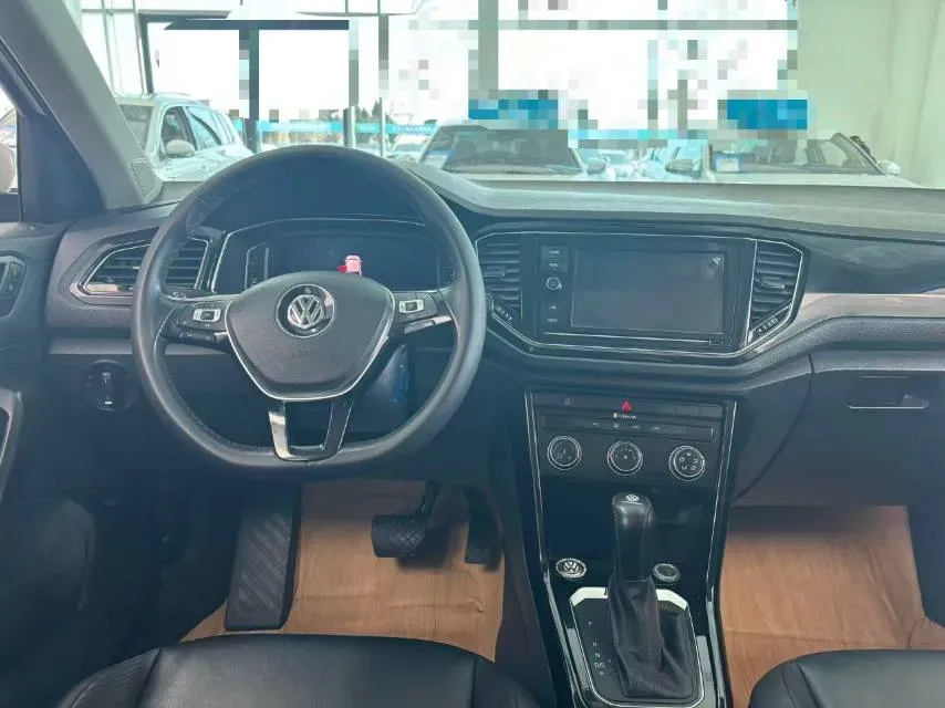 2019 Volkswagen T-Roc 1.4T 150HP L4 7DCT,autocango,china used car exporter,china ev exporter,chinese used car exporter,chinese used ev exporter