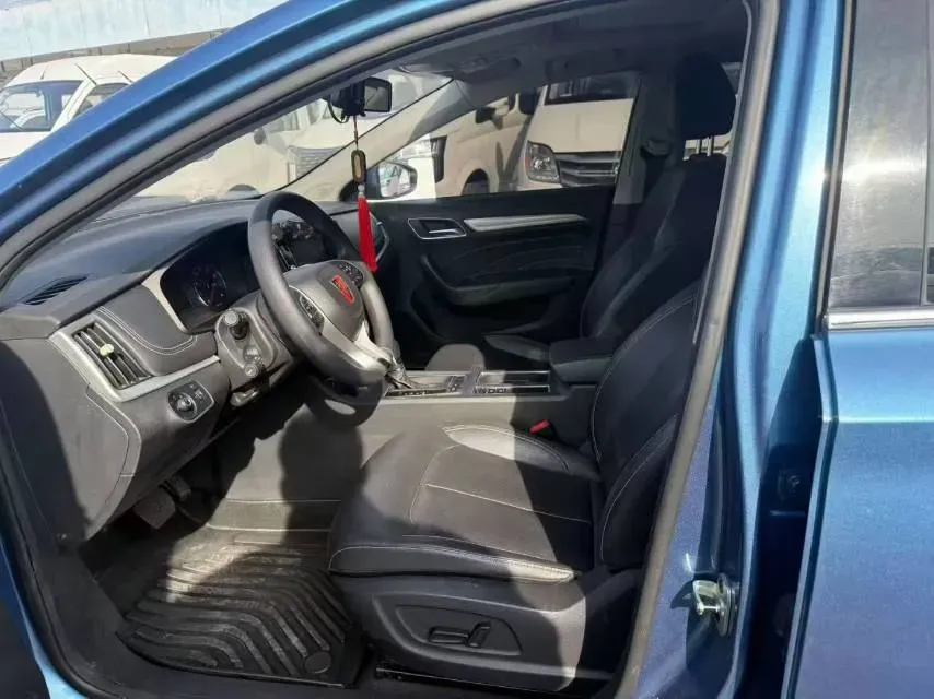 2020 Roewe i6 1.6L 125HP L4 CVT,autocango,china used car exporter,china ev exporter,chinese used car exporter,chinese used ev exporter