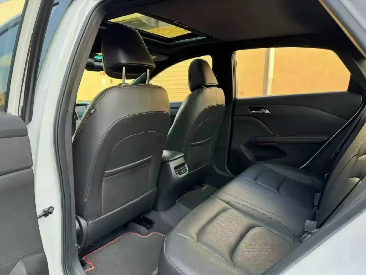 2019 Chevrolet Monza 1.3T 163HP L3 6AT,autocango,china used car exporter,china ev exporter,chinese used car exporter,chinese used ev exporter