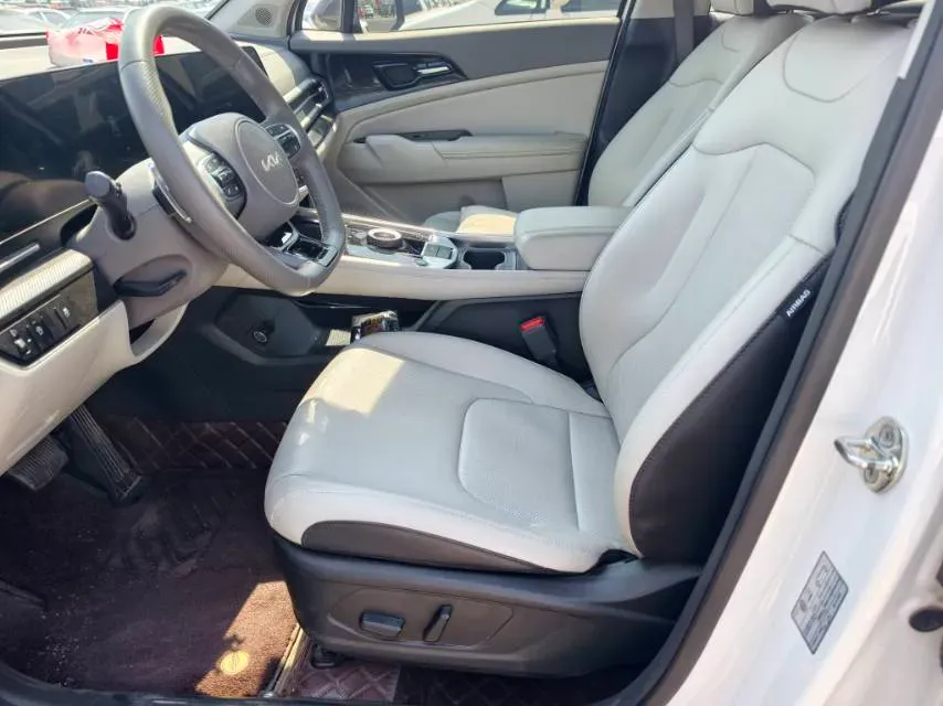 2023 Kia Sportage 1.5T 200HP L4 8AT,autocango,china used car exporter,china ev exporter,chinese used car exporter,chinese used ev exporter