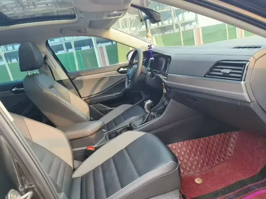 2021 GAC Trumpchi M8 2.0T 252HP L4 8AT,autocango,china used car exporter,china ev exporter,chinese used car exporter,chinese used ev exporter