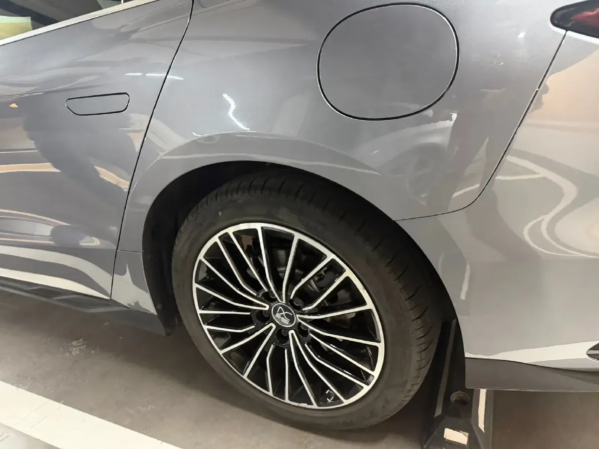 2022 Volkswagen Tiguan L 2.0T 186HP L4 7DCT,autocango,china used car exporter,china ev exporter,chinese used car exporter,chinese used ev exporter